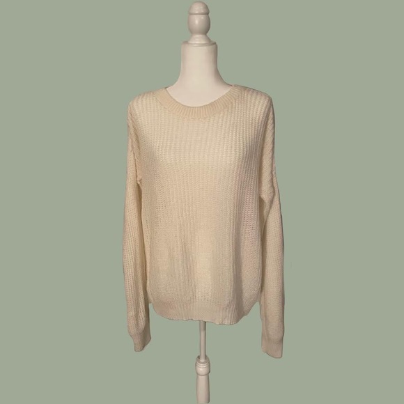 White/light Ivory Sweater - Picture 4 of 4